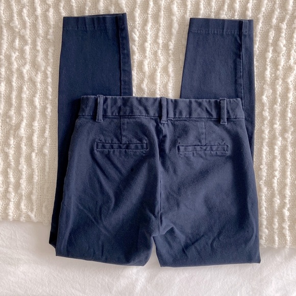 GAP Signature Skinny Ankle Khaki Pants - Picture 8 of 9